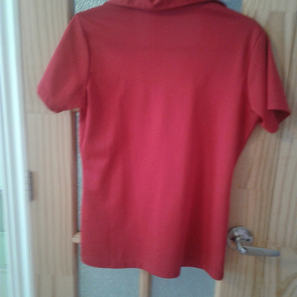 ❤Red collared shirt - Picture 2 of 2